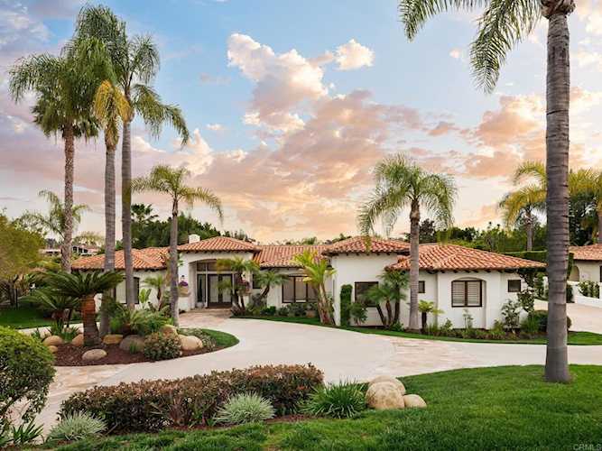 7825 Muirfield Way Rancho Santa Fe, CA 92067