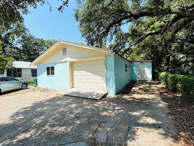 205 Watts Street Other, MS 39520
