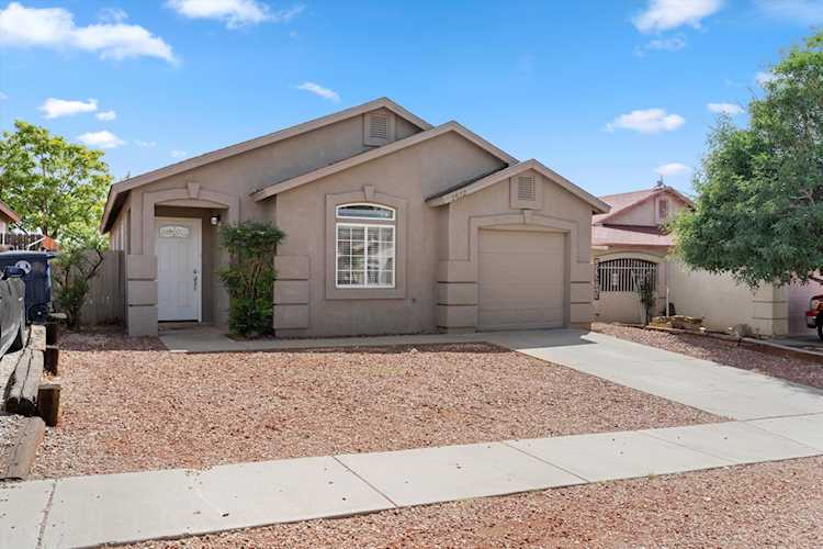 1612 Quiet Desert Dr SW Albuquerque, NM 87121