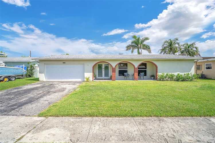 9611 NW 24th St Sunrise, FL 33322