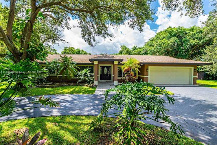 4340 Frances Dr Delray Beach, FL 33445