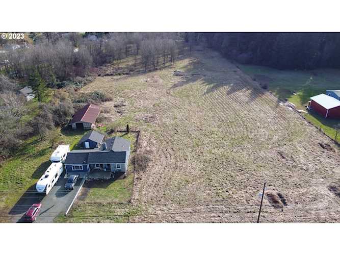 23015 NE 28th ST Camas, WA 98607