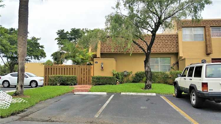 3641 NW 95th Ter #1001 Sunrise, FL 33351