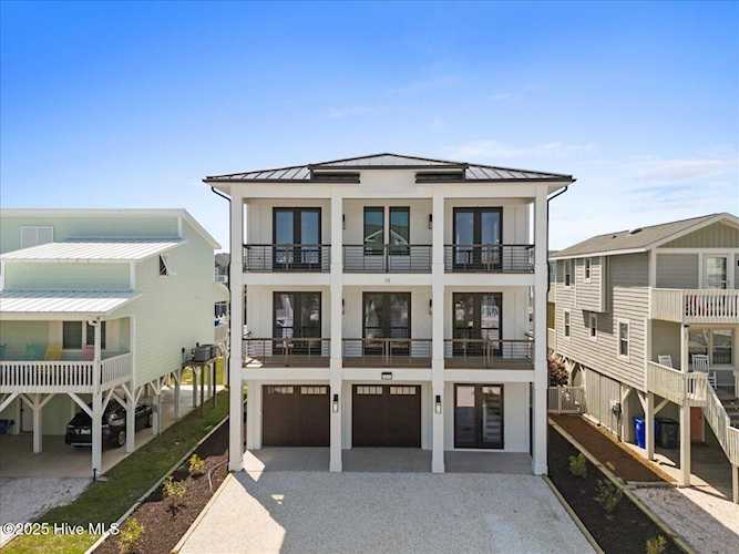 13 Dare St Ocean Isle Beach, NC 28469