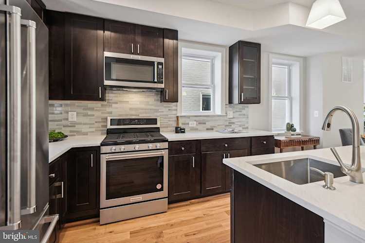 727 Roxboro Place NW Washington, DC 20011