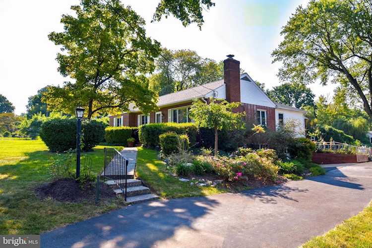 6641 Cardinal Ln Annandale, VA 22003