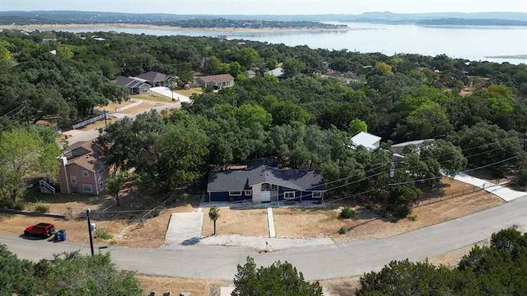 3019 Lakeview DR Canyon Lake, TX 78133