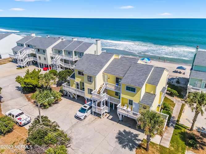1403 Sand Dollar Ct Kure Beach, NC 28449