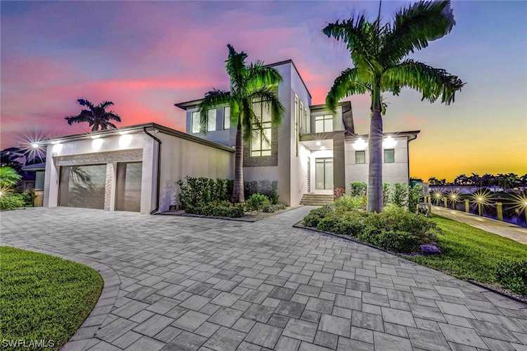 5622 Coronado Ct Cape Coral, FL 33904