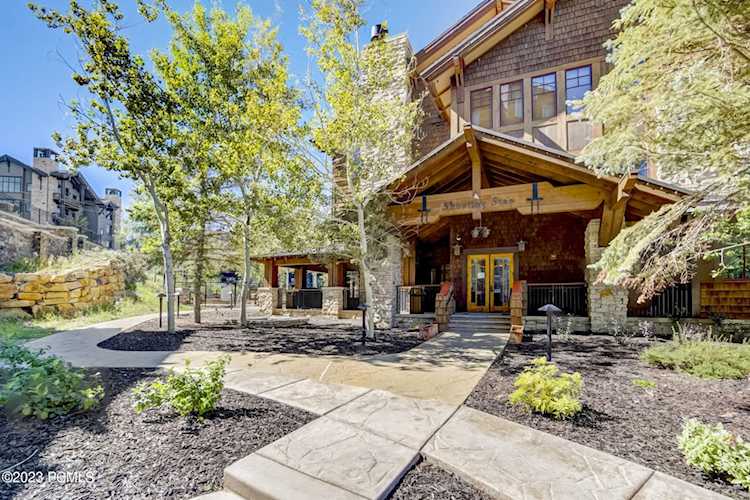 7715 Village Way Park City, UT 84060