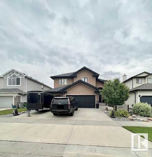 5405 60 Street Beaumont, AB T4X 0B3