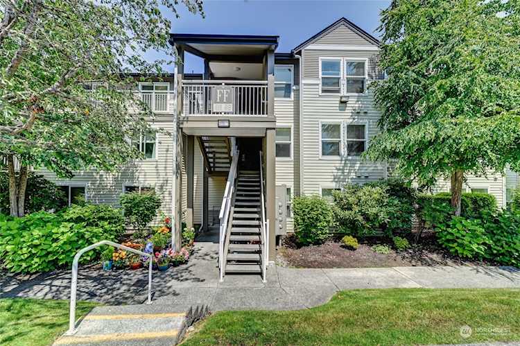 12303 Harbour Pointe Blvd #FF204 Mukilteo, WA 98275 - condo for sale for $387,000 Photo 1