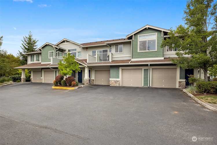 1031 61st St SE #104 Auburn, WA 98092