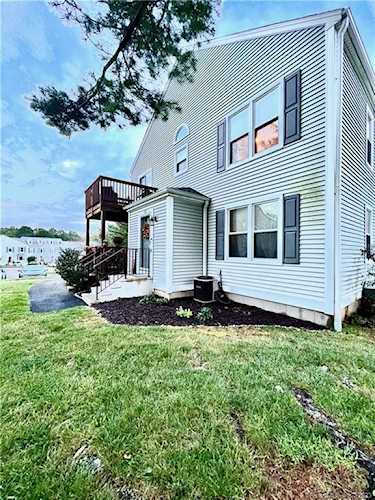 22 Summerhill Rd #22 Wallingford, CT 06492