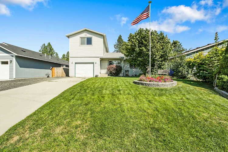 303 S Forest Ave Deer Park, WA 99006