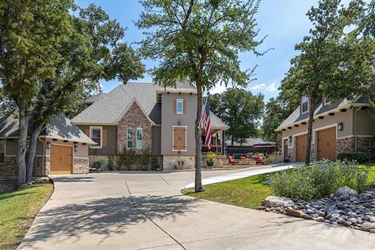 3927 Laramie Drive Granbury, TX 76049