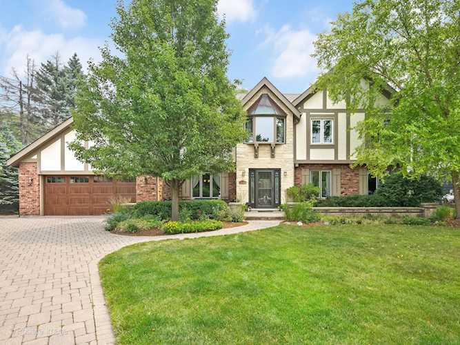 3525 Venard Rd Downers Grove, IL 60515