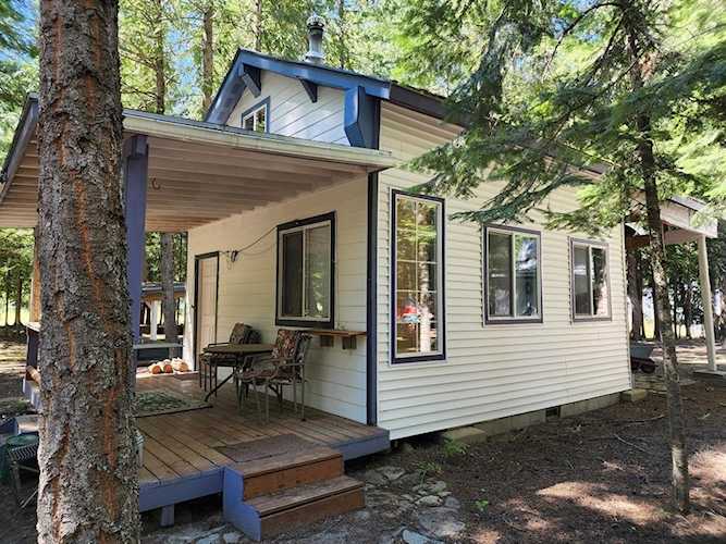 466 Center Dr Troy, MT 59935