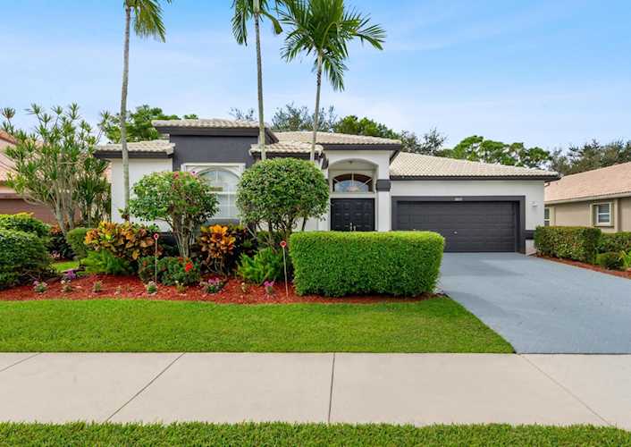 5862 Seashell Terrace Boynton Beach, FL 33437
