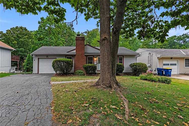 6317 W 57th Terrace Mission, KS 66202