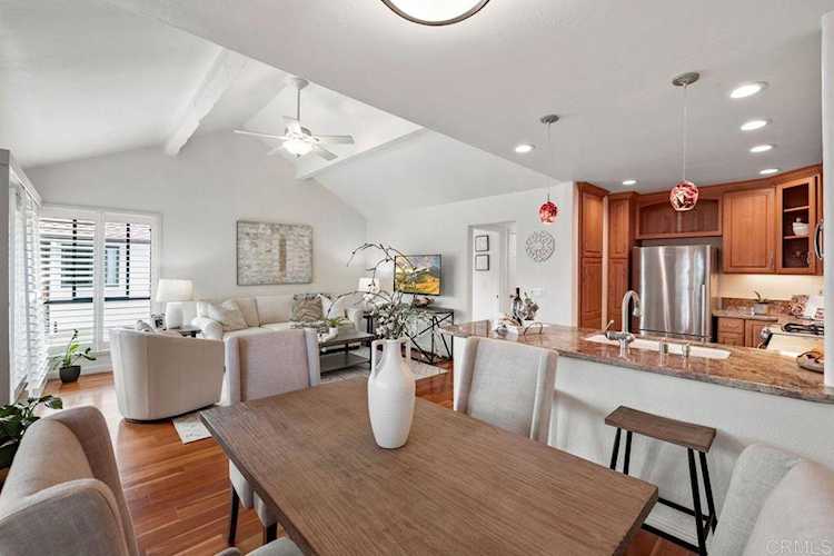2419 Caminito Ocean Cove Cardiff By The Sea, CA 92007