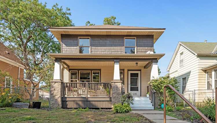 1235 Thomas Avenue Saint Paul, MN 55104