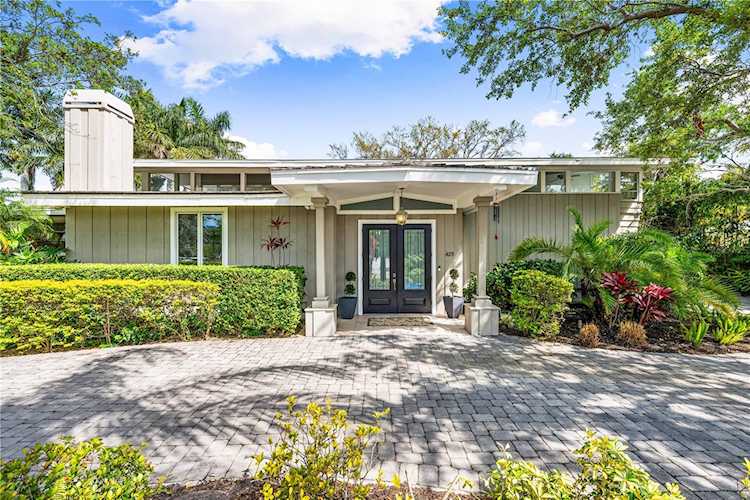 425 Partridge CIRCLE Sarasota, FL 34236