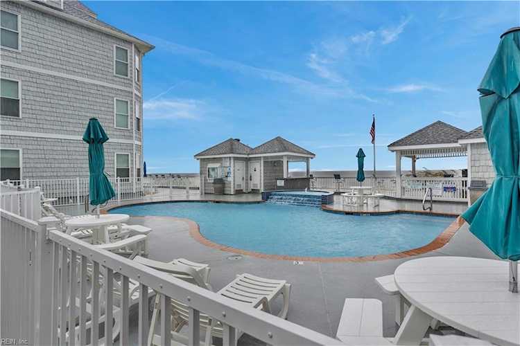 2300 Beach Haven Dr #203 Virginia Beach, VA 23451