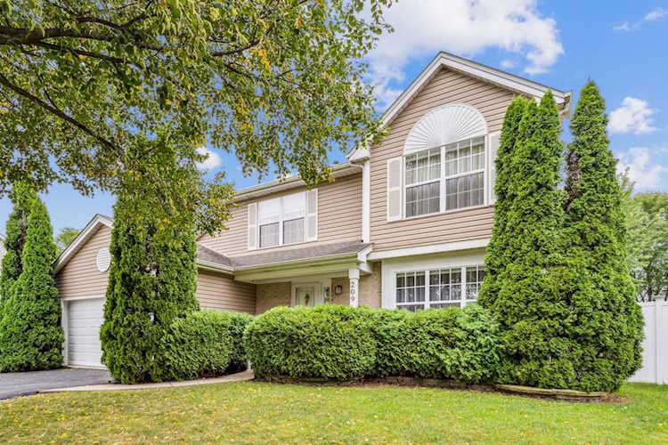 209 Ironbark Way Bolingbrook, IL 60440