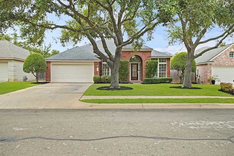 1216 Fox Sparrow TRL Cedar Park, TX 78613