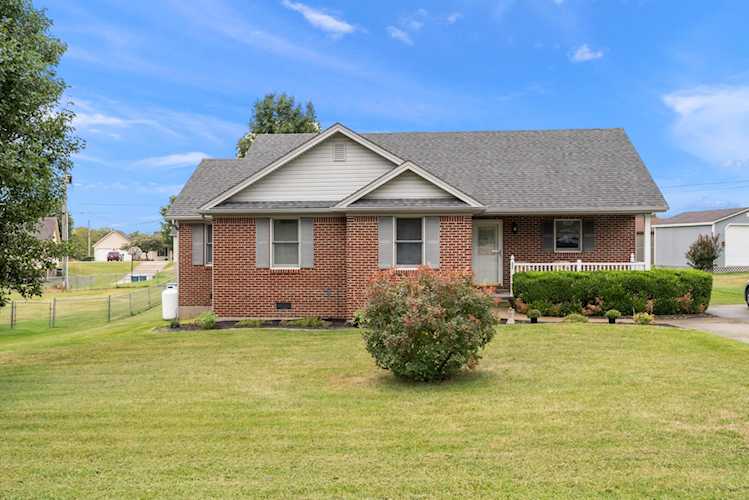 1108 Indian Trl Lawrenceburg, KY 40342