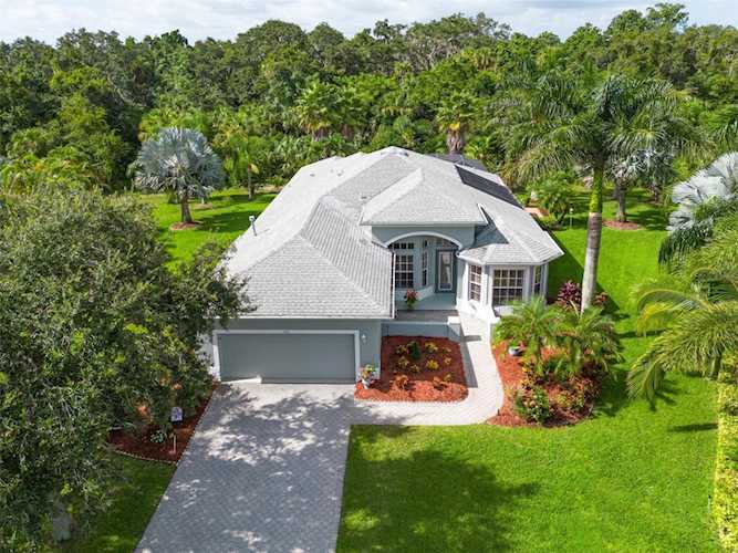 130 Peony Ct #130 Bradenton, FL 34212