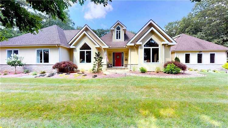 203 Northington Dr Avon, CT 06001