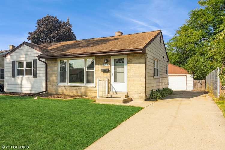 1216 Earl Ave Des Plaines, IL 60018 | MLS 11881758 | Burling Square Group Photo 1