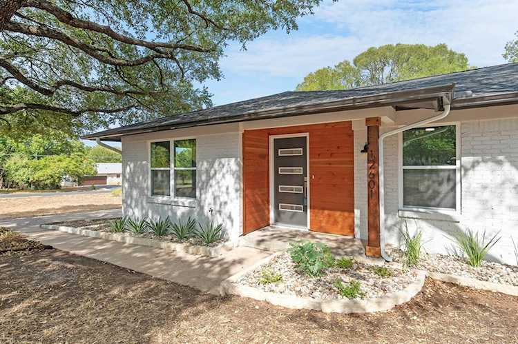 12601 Topper LN Manchaca, TX 78652