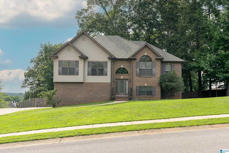 203 Chinaberry Way Alabaster, AL 35114