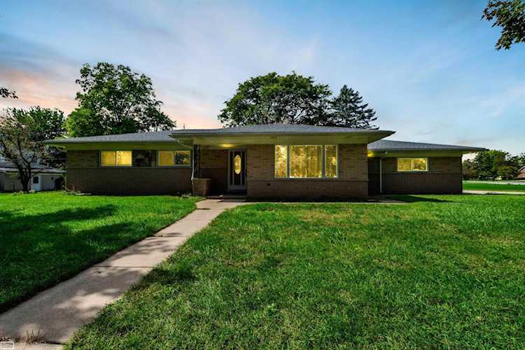 53775 Starlite Dr Shelby Twp, MI 48316