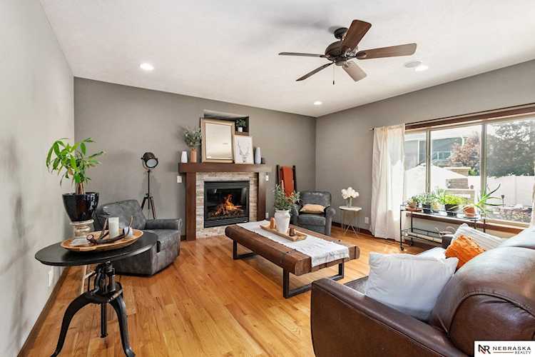 9405 Del Rio Dr Lincoln, NE 68516