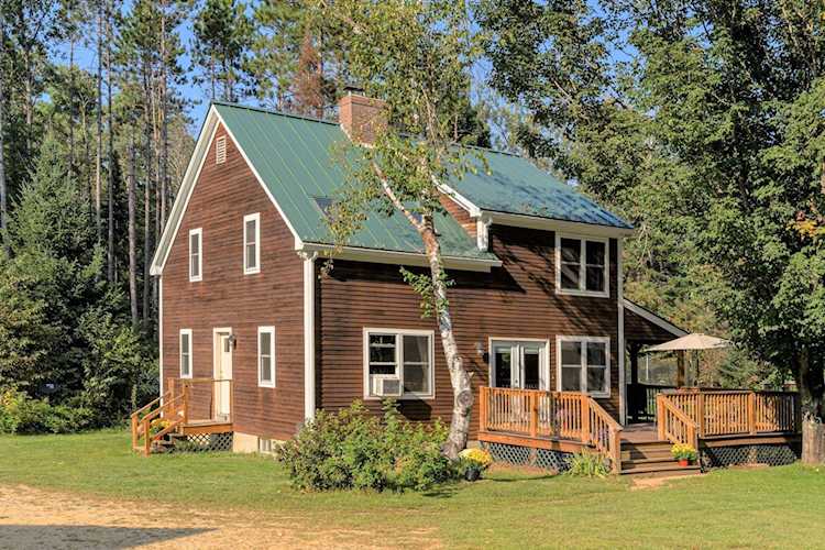 5 Tom Berry Rd Barnstead, NH 03225