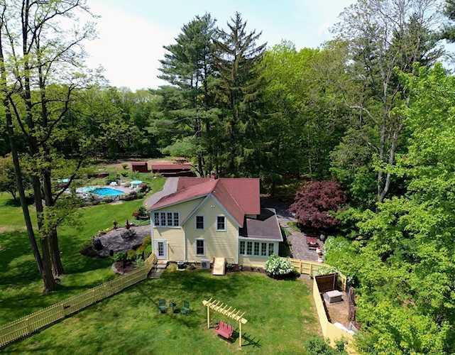 76 Chapel St Kingston, NY 12401