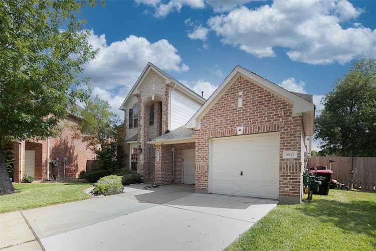 8842 Snowy Owl Loop Missouri City, TX 77459