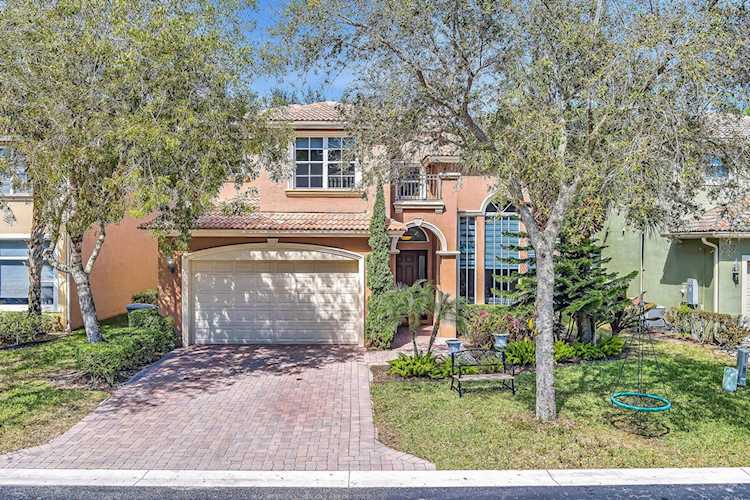 10139 Isle Wynd Court Boynton Beach, FL 33437