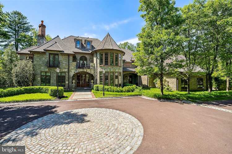623 Rose Ln Bryn Mawr, PA 19010