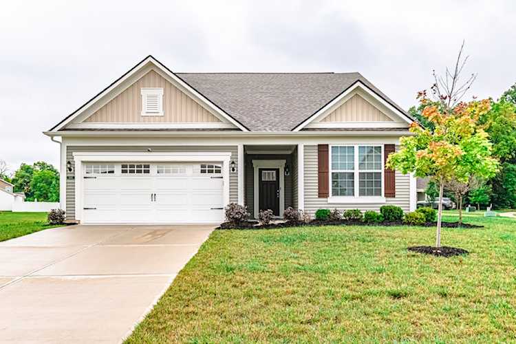1360 Sarah Way Avon, IN 46123