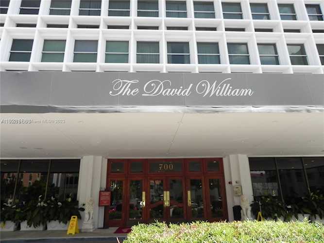 700 Biltmore Way #410 Coral Gables, FL 33134