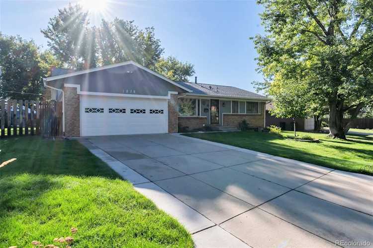 1878 S Van Gordon Ct Lakewood, CO 80228