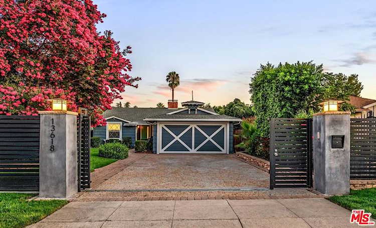 13618 Addison St Sherman Oaks, CA 91423
