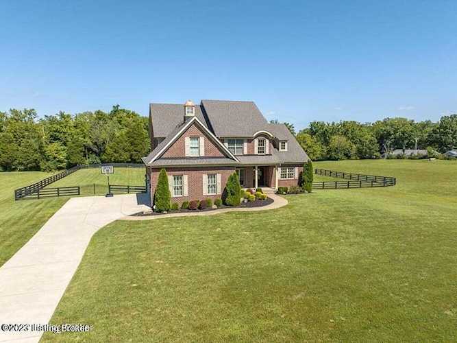 199 Crabapple Ln Louisville, KY 40245