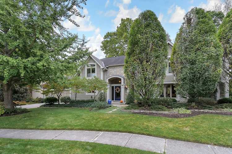 925 Robbins Way Worthington, OH 43085