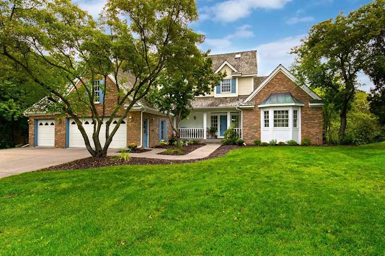15239 80th Place N Maple Grove, MN 55311